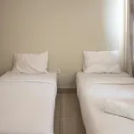 Lavish Studio At Springlake Summarecon Apartment By Travelio