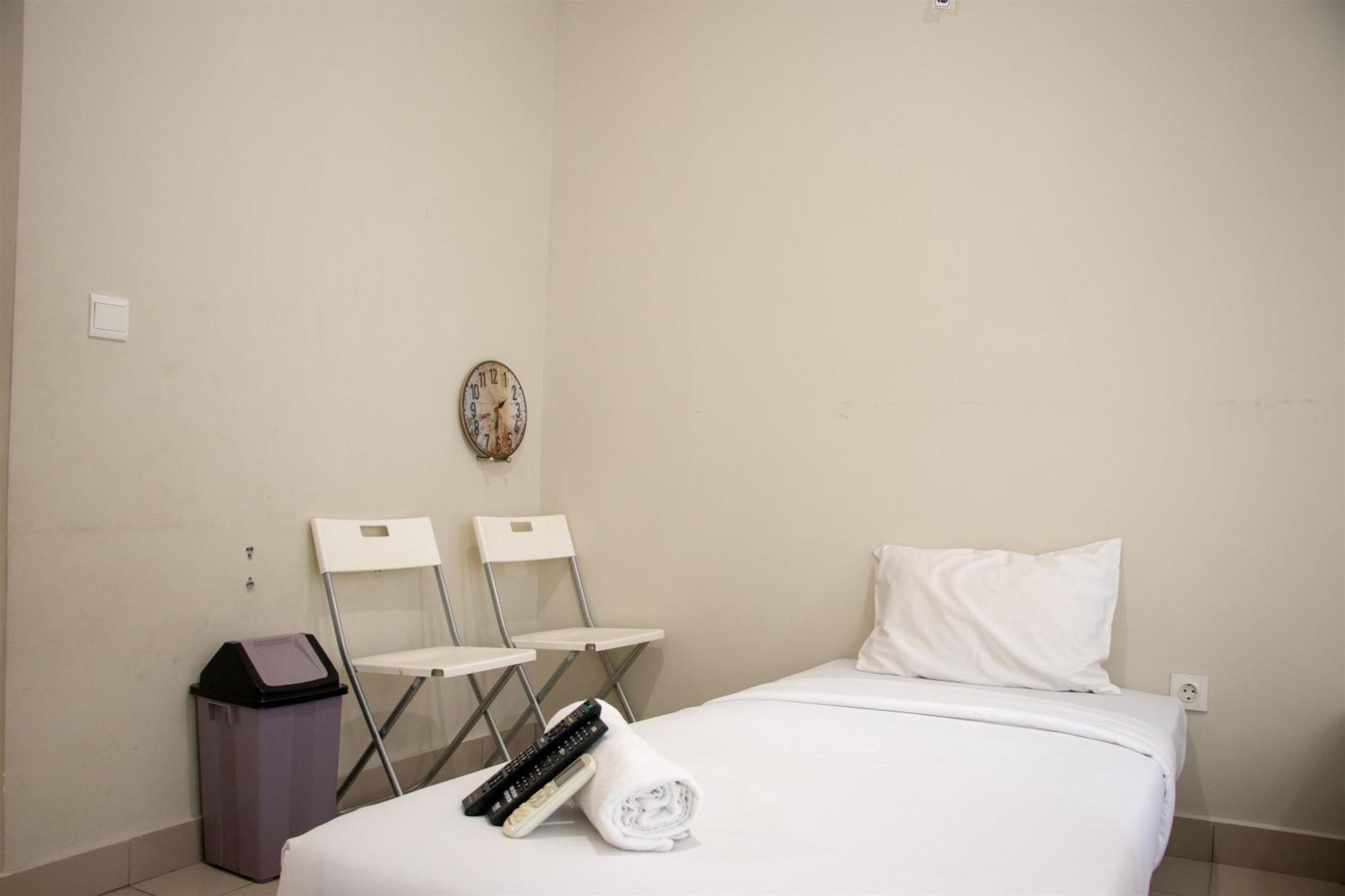 Apartemen Lavish At Springlake Summarecon By Travelio